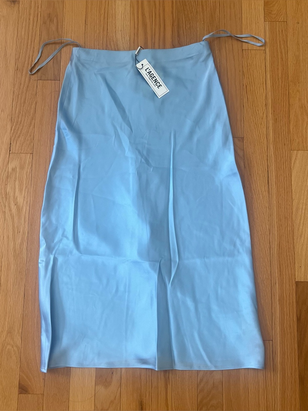 L'AGENCE Perin Silk Midi Skirt in Sky Blue size Small NWT - Picture 3 of 7